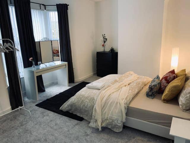 Modern & Luxurious Central Home - Free Parking Liverpool Zewnętrze zdjęcie